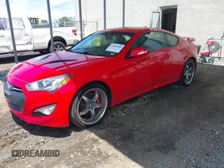 2013 Hyundai Genesis Coupe R-Spec with VIN KMHHU6KJ2DU081268, listed as a IAAI auction lot 42469564 with 63,989 mi miles and . Bid and sale history available at DreamBid. Image 17.