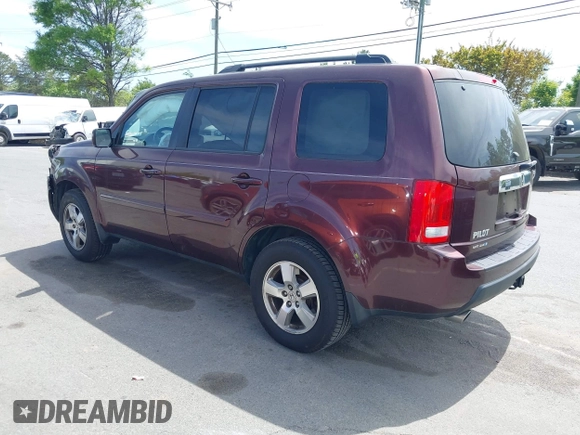 2011 Honda Pilot EX-L with VIN 5FNYF4H59BB090116, listed as a IAAI auction lot 42048811 with 158,857 mi miles and . Bid and sale history available at carsss.com. Image 3.