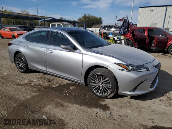 2024 Lexus ES 350 with VIN 58ADZ1B18RU160379, listed as a Copart auction lot 50264315 with 9,211 mi miles and Salvage title. Bid and sale history available at DreamBid. Image 4.