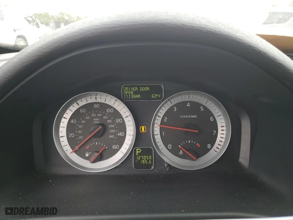 2012 Volvo C70 T5 with VIN YV1672MC7CJ123213, listed as a Copart auction lot 50231295 with 127,058 mi miles and Salvage Title. Bid and sale history available at carsss.com. Image 9.