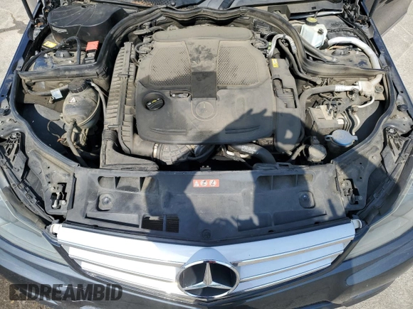 2013 Mercedes-Benz C 300 Sport z VIN WDDGF8AB2DR269765, wystawiony jako Copart lot #53187405 z przebiegiem Nie podano mil oraz Szkoda całkowita • Salvage title. Historia ofert i sprzedaży dostępna na DreamBid. Obrazek 11.