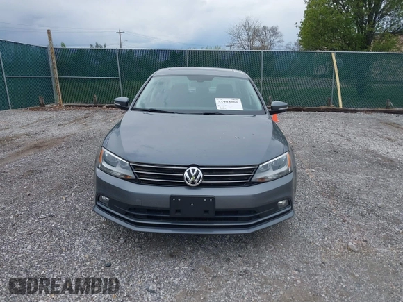 2016 Volkswagen Jetta Sedan 1.8T SEL with VIN 3VWL17AJ0GM213058, listed as a IAAI auction lot 41984066 with 67,014 mi miles. Bid and sale history available at carsss.com. Image 12.