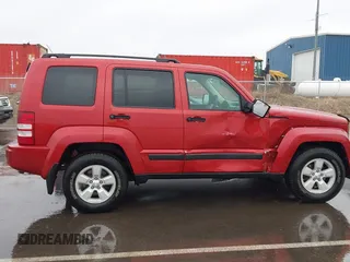 2010 Jeep Liberty Sport with VIN 1J4PN2GKXAW135398, listed as a IAAI auction lot 41725043 with 144,980 mi miles. Bid and sale history available at carsss.com. Image 13.
