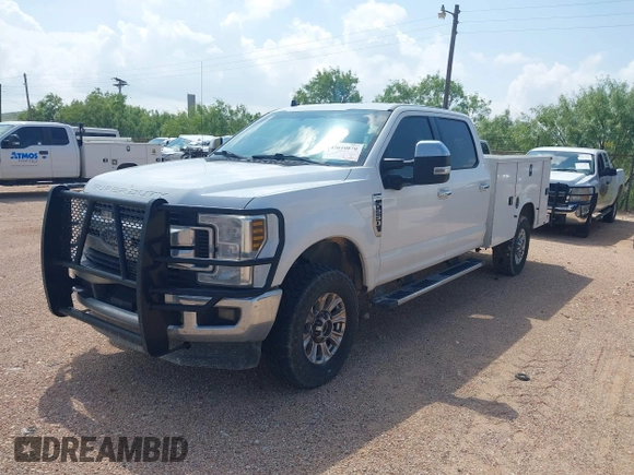 2019 Ford F-250 XL z VIN 1FT7W2B62KED67403, wystawiony jako IAAI lot #42610879 z przebiegiem 230 857 mil mil oraz . Historia ofert i sprzedaży dostępna na DreamBid. Obrazek 17.