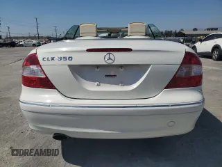 2008 Mercedes-Benz CLK-Class 3.5L with VIN WDBTK56F68T099528, listed as a Copart auction lot 71297684 with 182,127 mi miles and Salvage Title. Bid and sale history available at carsss.com. Image 6.