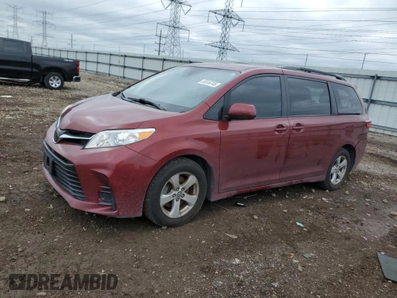 2018 Toyota Sienna LE Auto Access Seat with VIN 5TDKZ3DC4JS910687, listed as a Copart auction lot 55516745 with 67,943 mi miles and Salvage title. Bid and sale history available at DreamBid. Image 1.