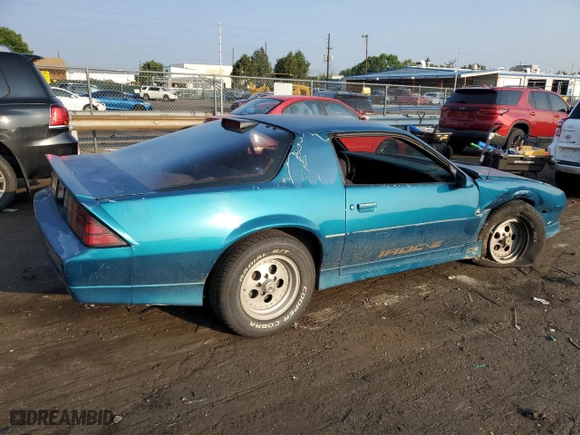 1986 Chevrolet Camaro Z28 Sport with VIN 1G1FP87H3GL113992, listed as a Copart auction lot 63439034 with 42,625 mi miles and Clean Title. Bid and sale history available at carsss.com. Image 3.