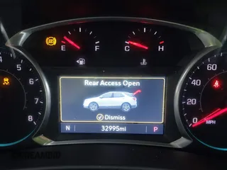 2021 Chevrolet Equinox Premier z VIN 2GNAXNEV7M6112087, wystawiony jako IAAI lot #41102702 z przebiegiem 32 995 mil mil oraz . Historia ofert i sprzedaży dostępna na DreamBid. Obrazek 15.
