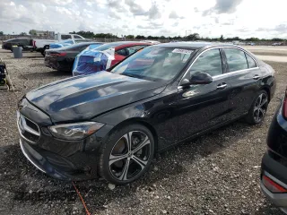 2025 Mercedes-Benz C 300 with VIN W1KAF4GBXSR252554, listed as a Copart auction lot 52370245 with 1,401 mi miles and Salvage Title. Bid and sale history available at DreamBid. Image 1.