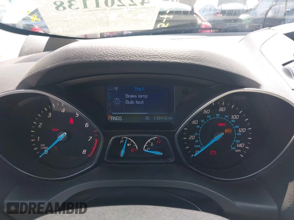 2014 Ford Escape SE с VIN 1FMCU0G99EUC38589, выставлен на аукционе IAAI как лот 42201138 с пробегом 139 416 миль миль и . История ставок и продаж доступна на DreamBid. Изображение 7.