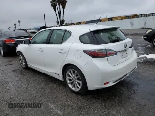 2012 Lexus CT 200h z VIN JTHKD5BH9C2080211, wystawiony jako Copart lot #47530625 z przebiegiem 114 971 mil mil oraz Szkoda całkowita • Salvage title. Historia ofert i sprzedaży dostępna na DreamBid. Obrazek 2.