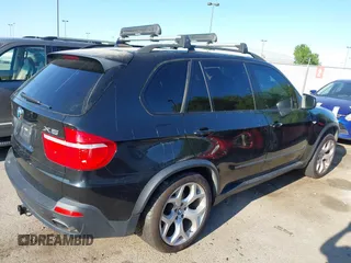 2008 BMW X5 4.8i z VIN 5UXFE83538LZ47110, wystawiony jako IAAI lot #42363158 z przebiegiem 217 820 mil mil oraz . Historia ofert i sprzedaży dostępna na DreamBid. Obrazek 4.