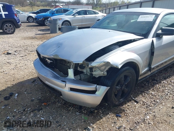2006 Ford Mustang Standard with VIN 1ZVFT80N365237666, listed as a IAAI auction lot 41850272 with 215,949 mi miles and . Bid and sale history available at carsss.com. Image 6.