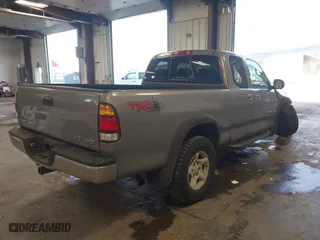 2000 Toyota Tundra SR5 with VIN 5TBBT4410YS040624, listed as a IAAI auction lot 41754230 with 225,472 mi miles. Bid and sale history available at carsss.com. Image 4.