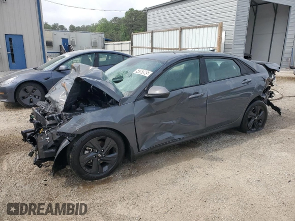 2023 Hyundai Elantra SEL z VIN KMHLM4AG4PU627979, wystawiony jako Copart lot #54183965 z przebiegiem 76 423 mil mil oraz Czysty tytuł • Clean title. Historia ofert i sprzedaży dostępna na DreamBid. Obrazek 1.
