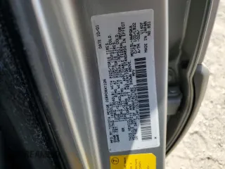 2002 Lexus RX 300 z VIN JTJHF10U120247621, wystawiony jako Copart lot #59238135 z przebiegiem 170 946 mil mil oraz Szkoda całkowita • Salvage title. Historia ofert i sprzedaży dostępna na DreamBid. Obrazek 13.