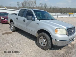 2008 Ford F-150 XL with VIN 1FTRW14W08FA40064, listed as a IAAI auction lot 41809653 with 230,450 mi miles. Bid and sale history available at carsss.com. Image 1.