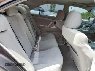2011 Toyota Camry LE z VIN 4T4BF3EK9BR180367, wystawiony jako Copart lot #57410615 z przebiegiem 226 183 mil mil oraz Szkoda całkowita • Salvage title. Historia ofert i sprzedaży dostępna na DreamBid. Obrazek 10.