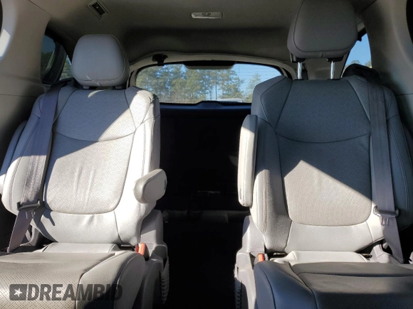 2021 Toyota Sienna Limited with VIN 5TDZSKFC2MS029694, listed as a Copart auction lot 86197064 with 27,881 mi miles and Salvage Title. Bid and sale history available at DreamBid. Image 10.