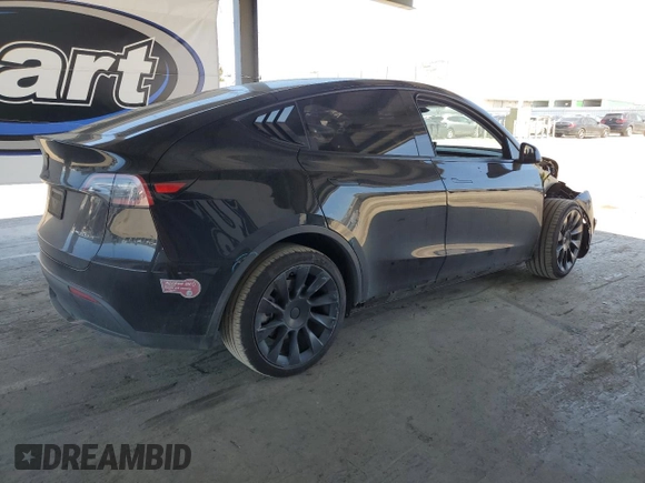 2024 Tesla Model Y Long Range с VIN 7SAYGDEE8RF983280, выставлен на аукционе Copart как лот 55417555 с пробегом 52 273 миль миль и Списание • Salvage title. История ставок и продаж доступна на DreamBid. Изображение 3.