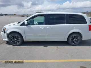2017 Dodge Grand Caravan SE with VIN 2C4RDGBG9HR650185, listed as a IAAI auction lot 41931009 with 71,885 mi miles and . Bid and sale history available at DreamBid. Image 14.