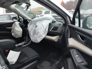 2022 Subaru Ascent Premium z VIN 4S4WMAED9N3459271, wystawiony jako IAAI lot #41741910 z przebiegiem 26 121 mil mil oraz . Historia ofert i sprzedaży dostępna na DreamBid. Obrazek 5.
