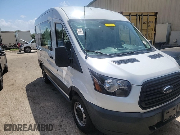 2018 Ford Transit z VIN 1FTYE1CM4JKB42317, wystawiony jako IAAI lot #42558333 z przebiegiem 204 042 mil mil oraz . Historia ofert i sprzedaży dostępna na DreamBid. Obrazek 19.