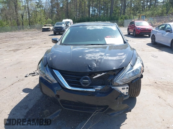 2018 Nissan Altima SV with VIN 1N4AL3AP7JC202705, listed as a IAAI auction lot 41883715 with 50,382 mi miles and . Bid and sale history available at carsss.com. Image 13.