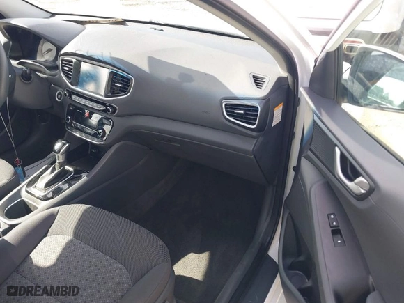 2018 Hyundai Ioniq Hybrid Blue with VIN KMHC65LC9JU100375, listed as a IAAI auction lot 41459280 with 85,209 mi miles. Bid and sale history available at carsss.com. Image 5.
