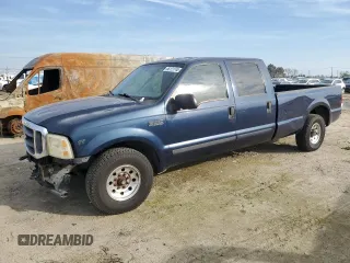 2001 Ford Super Duty F-250 XL with VIN 1FTNW20L91EC30747, listed as a Copart auction lot 46121745 with 128,629 mi miles and Salvage Title. Bid and sale history available at carsss.com. Image 1.