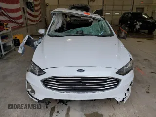 2020 Ford Fusion SE with VIN 3FA6P0HD7LR202549, listed as a Copart auction lot 82451564 with 0 mi miles and Salvage Title. Bid and sale history available at carsss.com. Image 5.