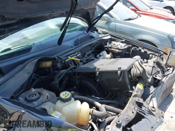 2011 Ford Escape XLT с VIN 1FMCU9DG4BKA98868, выставлен на аукционе IAAI как лот 42580210 с пробегом Не указан миль и . История ставок и продаж доступна на DreamBid. Изображение 9.
