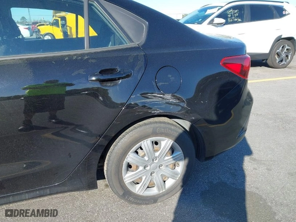 2021 Kia Rio S with VIN 3KPA24AD9ME395011, listed as a IAAI auction lot 41876173 with 45,622 mi miles. Bid and sale history available at carsss.com. Image 18.