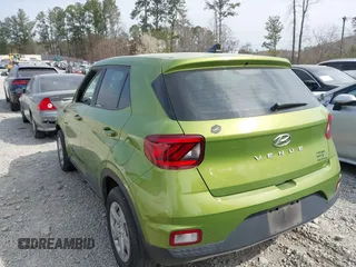 2020 Hyundai Venue SE with VIN KMHRB8A33LU039313, listed as a IAAI auction lot 41753319 with 92,872 mi miles and . Bid and sale history available at DreamBid. Image 3.