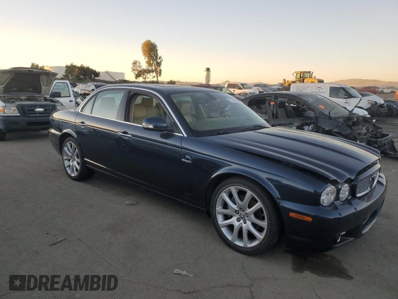 2008 Jaguar XJ with VIN SAJWA71B78SH22814, listed as a Copart auction lot 87963635 with 83,775 mi miles and Clean Title. Bid and sale history available at carsss.com. Image 4.