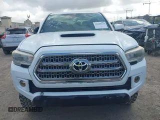 2018 Toyota Tacoma SR with VIN 3TMCZ5AN6JM138747, listed as a IAAI auction lot 42684725 with 144,725 mi miles and . Bid and sale history available at DreamBid. Image 11.