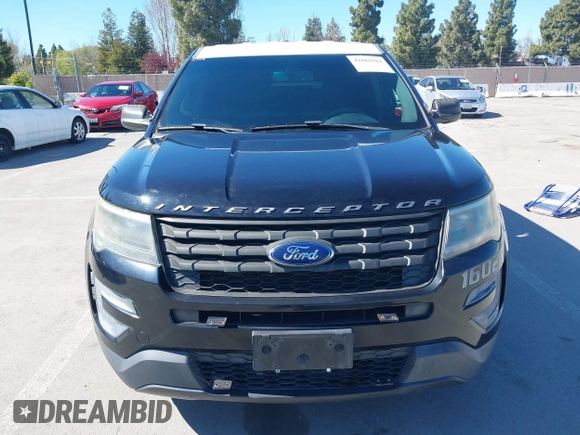 2016 Ford Police Interceptor Utility z VIN 1FM5K8AT7GGC36763, wystawiony jako IAAI lot #41862563 z przebiegiem 87 276 mil mil oraz . Historia ofert i sprzedaży dostępna na DreamBid. Obrazek 12.