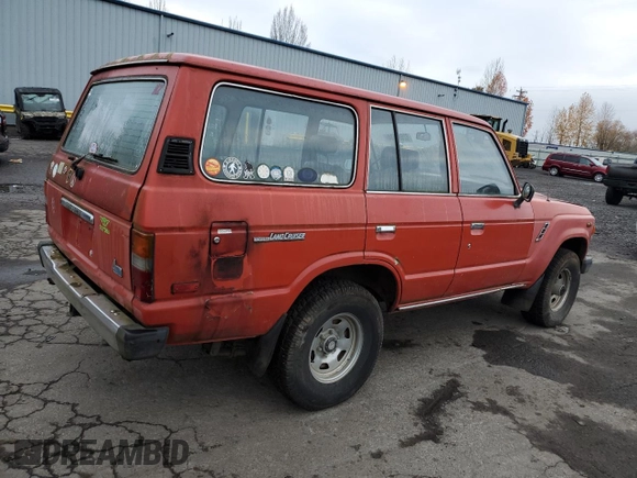 1984 Toyota Land Cruiser z VIN JT3FJ60G7E1114123, wystawiony jako Copart lot #82696534 z przebiegiem 217 999 mil mil oraz Czysty tytuł • Clean title. Historia ofert i sprzedaży dostępna na DreamBid. Obrazek 3.