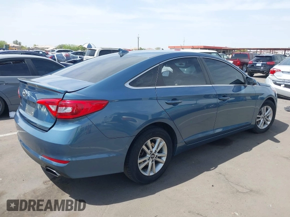 2017 Hyundai Sonata SE with VIN 5NPE24AF2HH562152, listed as a IAAI auction lot 41883250 with 178,328 mi miles. Bid and sale history available at carsss.com. Image 4.