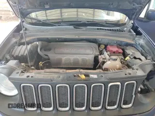 2018 Jeep Renegade Latitude with VIN ZACCJBBBXJPJ41168, listed as a Copart auction lot 84261535 with 149,942 mi miles and Salvage title. Bid and sale history available at DreamBid. Image 13.