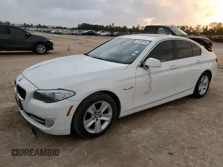 2011 BMW 5 Series 528i with VIN WBAFR1C51BC743598, listed as a Copart auction lot 78540194 with 176,609 mi miles and Clean Title. Bid and sale history available at carsss.com. Image 1.