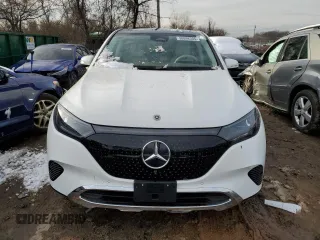 2023 Mercedes-Benz EQE 350 z VIN 4JGGM1CB0PA010064, wystawiony jako Copart lot #38898304 z przebiegiem 4 122 mil mil oraz . Historia ofert i sprzedaży dostępna na DreamBid. Obrazek 5.