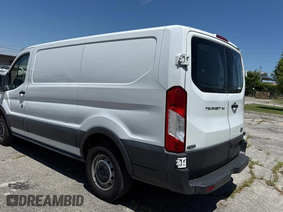 2018 Ford Transit with VIN 1FTYE1ZM6JKA51654, listed as a Copart auction lot 63760755 with 220,135 mi miles and Clean title. Bid and sale history available at DreamBid. Image 3.