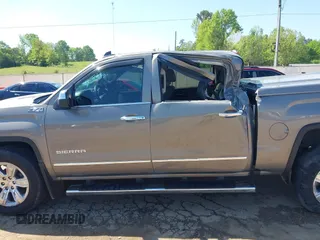 2017 GMC Sierra 1500 SLT z VIN 3GTU2NEC6HG358190, wystawiony jako IAAI lot #42038981 z przebiegiem 299 100 mil mil oraz . Historia ofert i sprzedaży dostępna na DreamBid. Obrazek 14.
