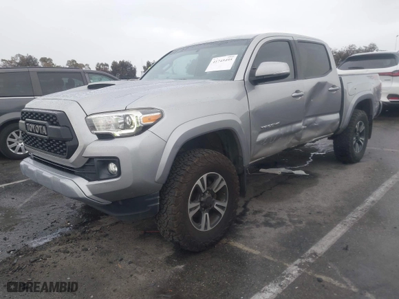 2017 Toyota Tacoma SR5 with VIN 5TFCZ5AN3HX106309, listed as a IAAI auction lot 41745495 with 108,109 mi miles. Bid and sale history available at carsss.com. Image 19.