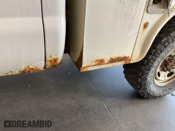 2015 Ford F-250 XLT с VIN 1FT7X2B68FEB33544, выставлен на аукционе IAAI как лот 42294636 с пробегом 160 740 миль миль и . История ставок и продаж доступна на DreamBid. Изображение 1.