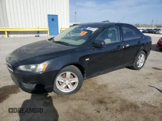 2008 Mitsubishi Lancer DE z VIN JA3AU26U98U009233, wystawiony jako Copart lot #58569415 z przebiegiem Nie podano mil oraz Czysty tytuł • Clean title. Historia ofert i sprzedaży dostępna na DreamBid. Obrazek 1.