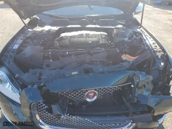 2014 Jaguar XJ with VIN SAJWJ2GD4E8V70170, listed as a Copart auction lot 69662054 with 121,188 mi miles and Non Repairable. Bid and sale history available at carsss.com. Image 11.