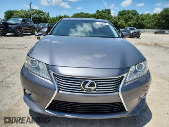2014 Lexus ES 330 with VIN JTHBK1GG5E2101749, listed as a Copart auction lot 63680425 with 272,621 mi miles and Salvage title. Bid and sale history available at DreamBid. Image 5.