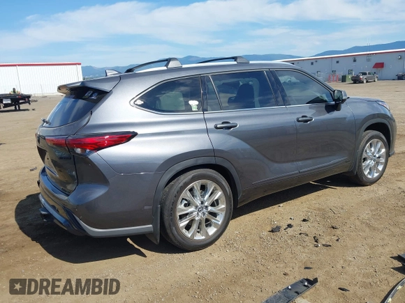 2023 Toyota Highlander Hybrid Limited с VIN 5TDXBRCHXPS122340, выставлен на аукционе IAAI как лот 42620923 с пробегом 6 820 миль миль и . История ставок и продаж доступна на DreamBid. Изображение 4.